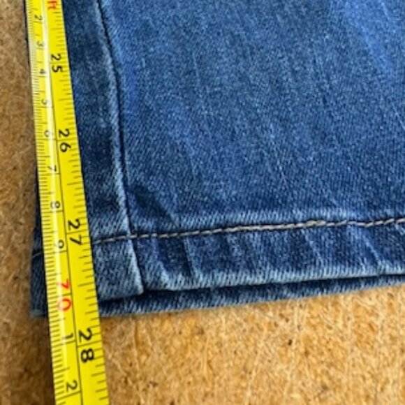 COPY - NWT Lee Pepper Stone -6 Short - Picture 5 of 10